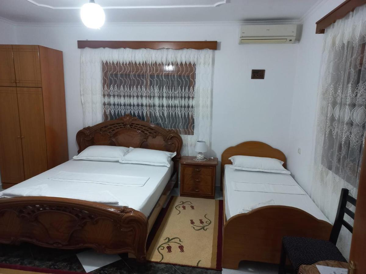 Guest House Bumbli Berat Szoba fotó