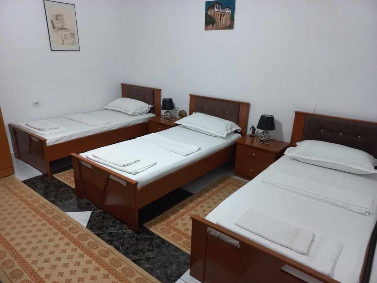 Guest House Bumbli Berat Szoba fotó