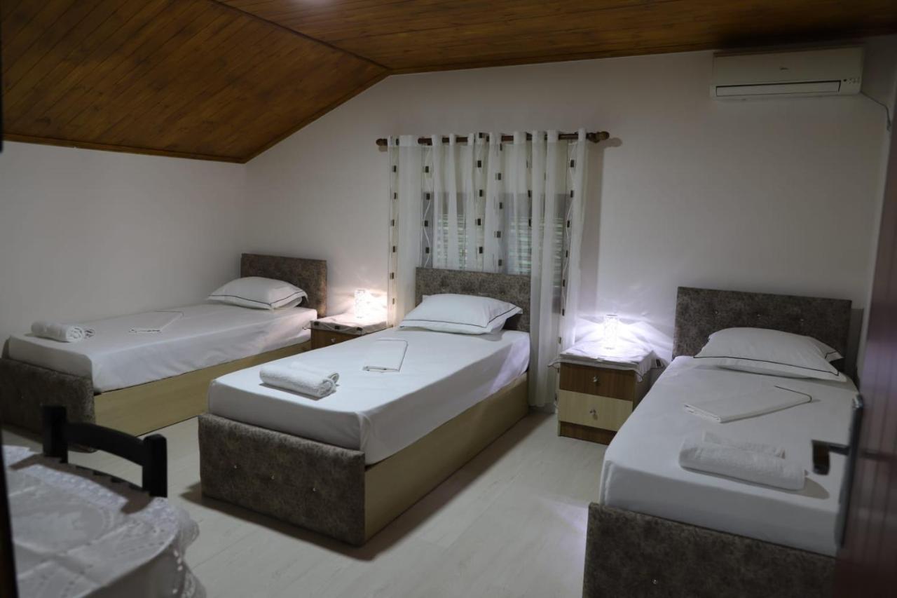 Guest House Bumbli Berat Kültér fotó