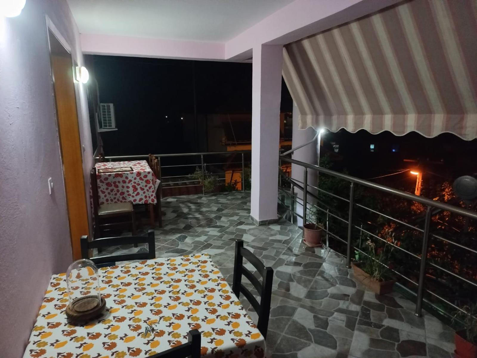 Guest House Bumbli Berat Szoba fotó